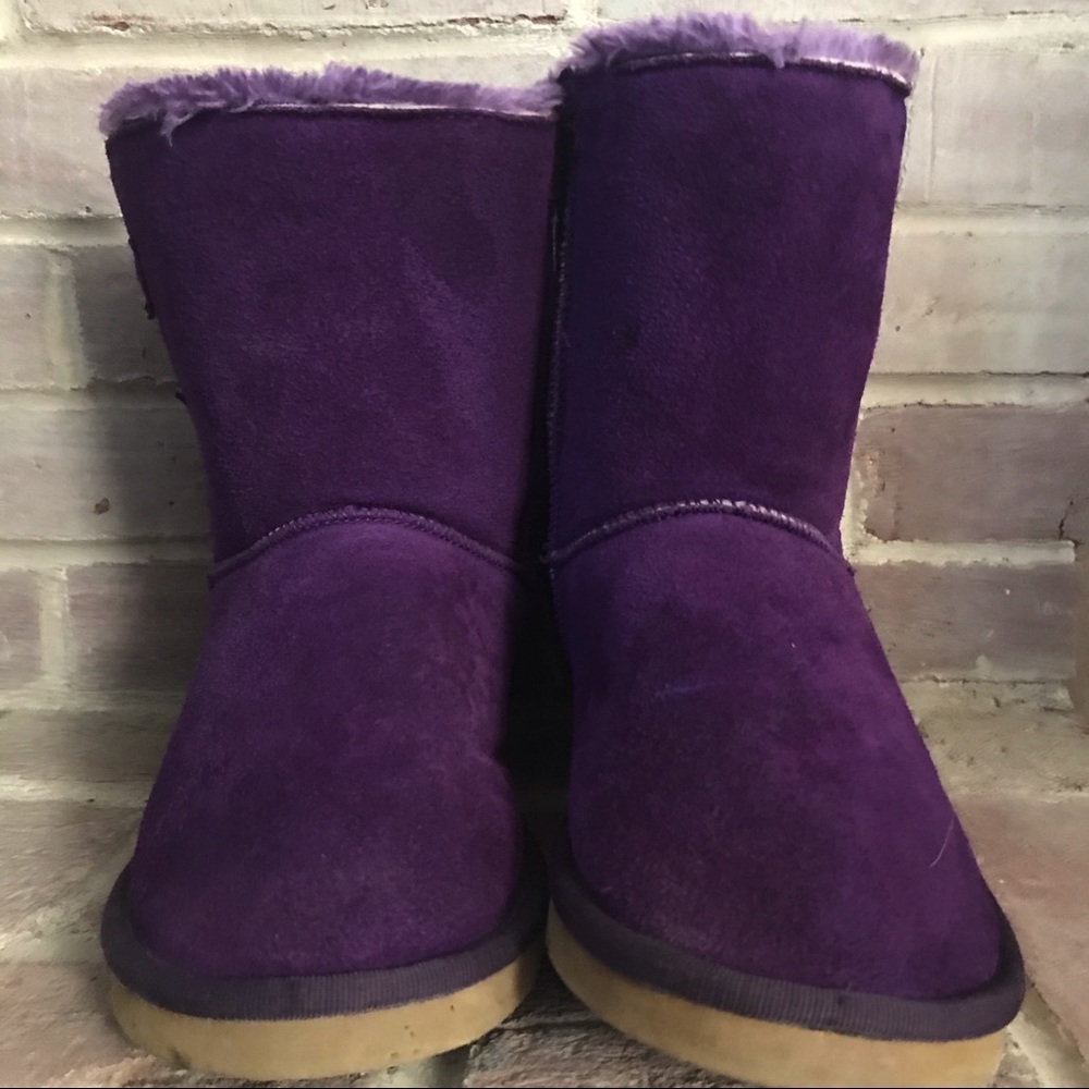 Purple short bailey bow Uggs
